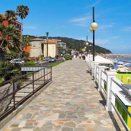 La Bouganville - Rustico Con Giardino By Interhome Lägenhet Molino Nuovo (Savona)