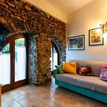 La Bouganville - Rustico Con Giardino By Interhome *