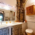 La Bouganville - Rustico Con Giardino By Interhome