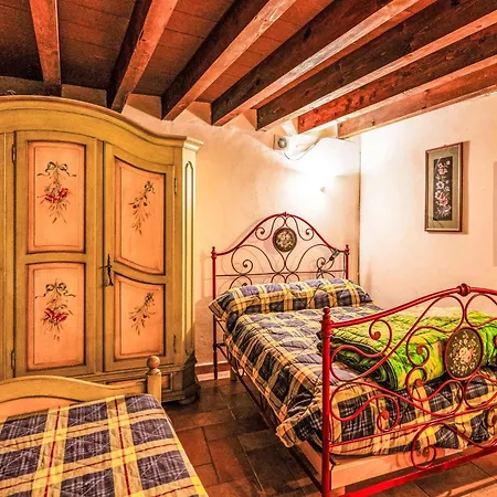 La Bouganville - Rustico Con Giardino By Interhome *