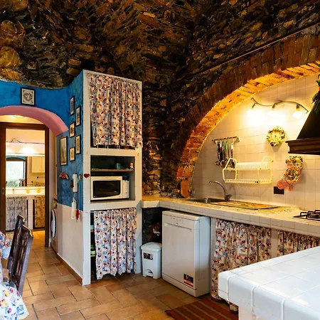 La Bouganville - Rustico Con Giardino By Interhome Molino Nuovo (Savona)