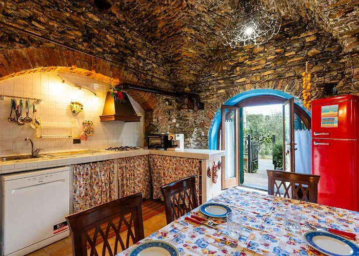 La Bouganville - Rustico Con Giardino By Interhome Molino Nuovo (Savona)